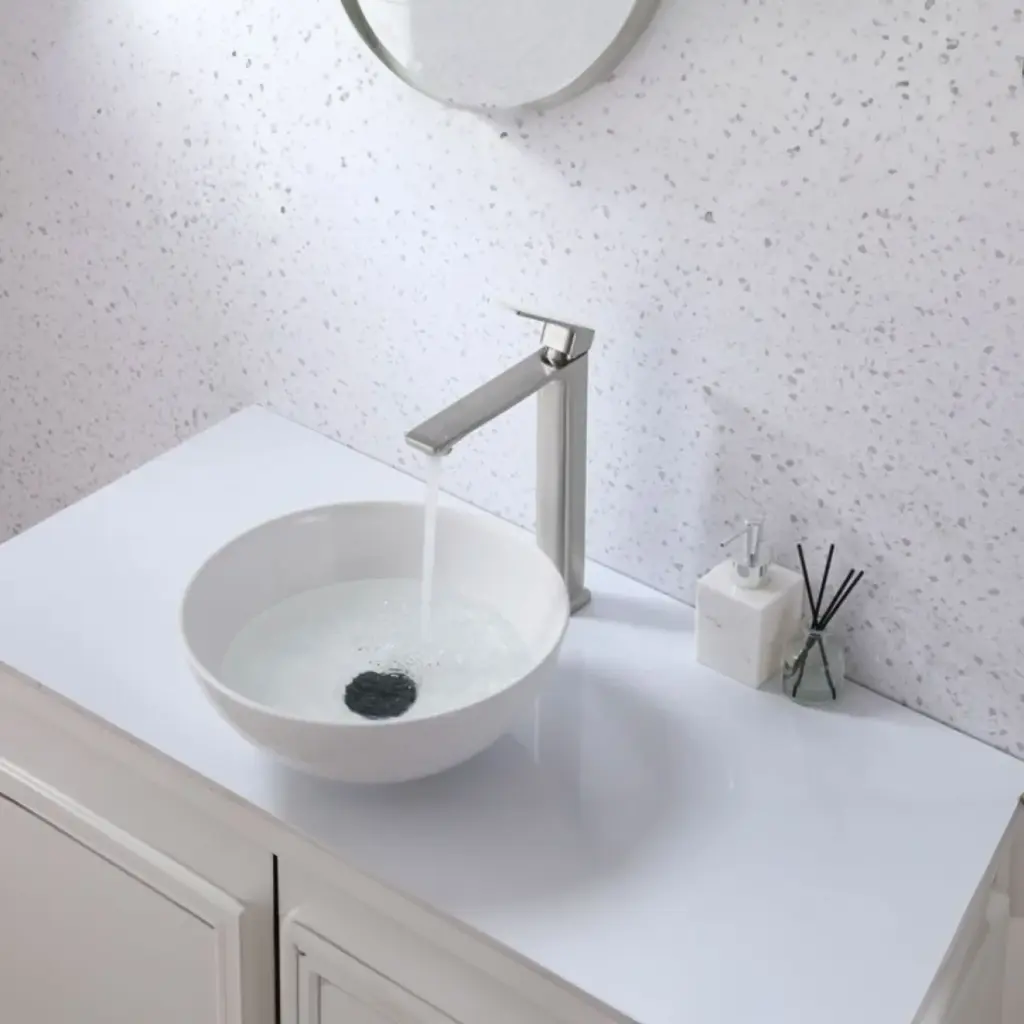 Griferia Lavatorio Alto En Brushed Nickel - Serie Salemi