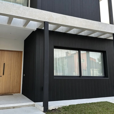 WPC Placa Exterior Negro Cod 05- 2.90 m x 16.9 cm x 2.9 cm Harsen 