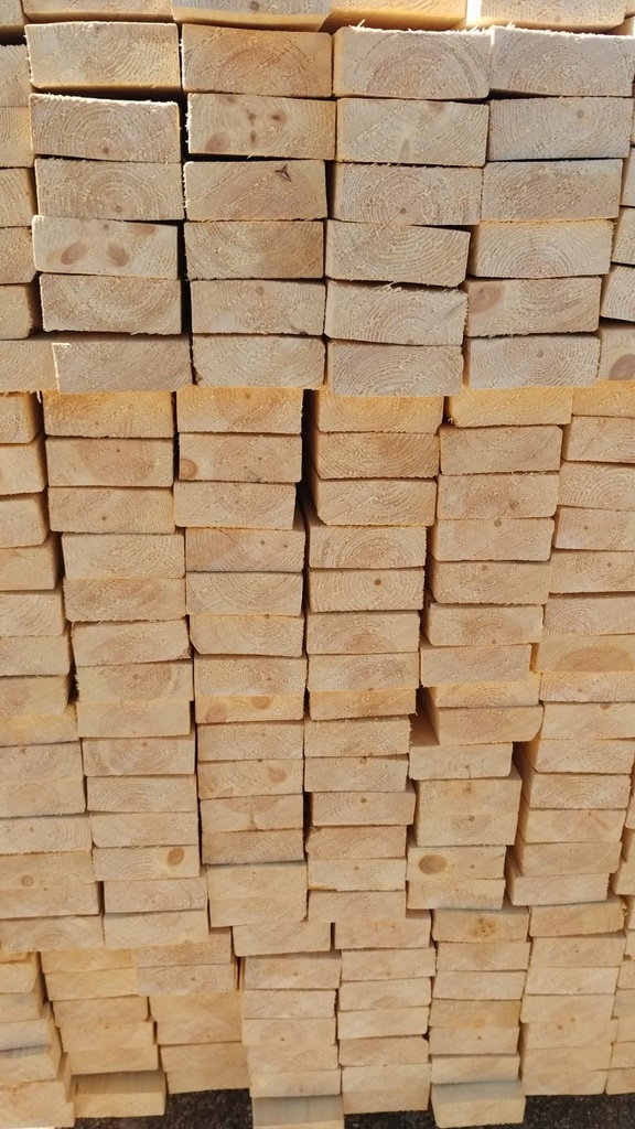 Tirante 38mm x 100mm x 5,4m - Pino Amarillo Finlandes UPM