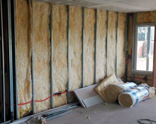 Lana de Vidrio ISOVER 70mm R8  1,2m x 12m 14,4 m2 Precortada