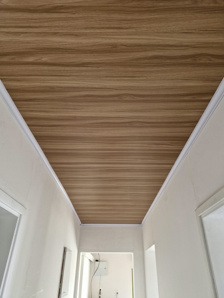 PVC Cielo Raso 8mm x 20cm 4m Madera 01