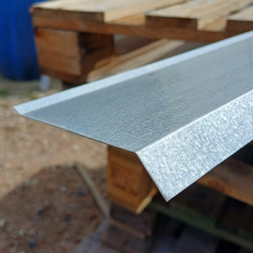 Babeta Aluminizada Cal 26 Policarbonato 20 x 70 x 20mm x 2.10m