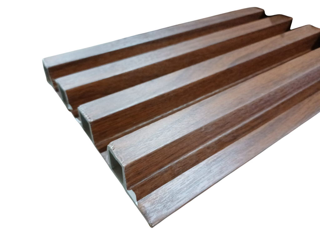 WPC Nogal Oscuro Veteado WF03- 2.90 m x  24mm x16.9 cm x 2 cm