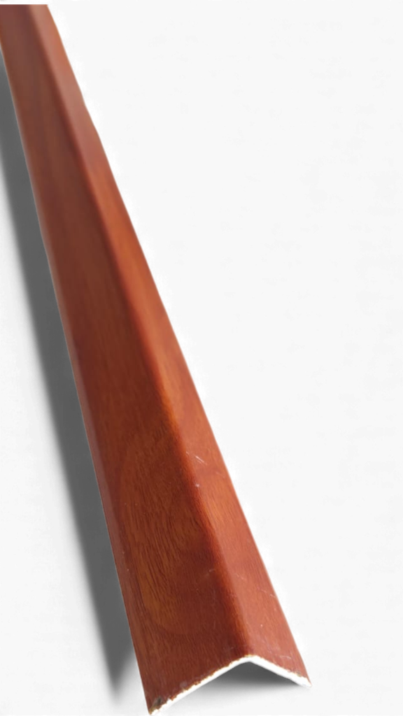 Angulo WPC Interior Caoba Rojizo WF01 2,90m