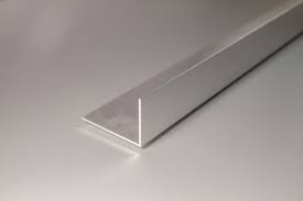 [101869] Angulo Aluminio Tapacanto 15mm x 15mm x 1.2mm x 6.8m